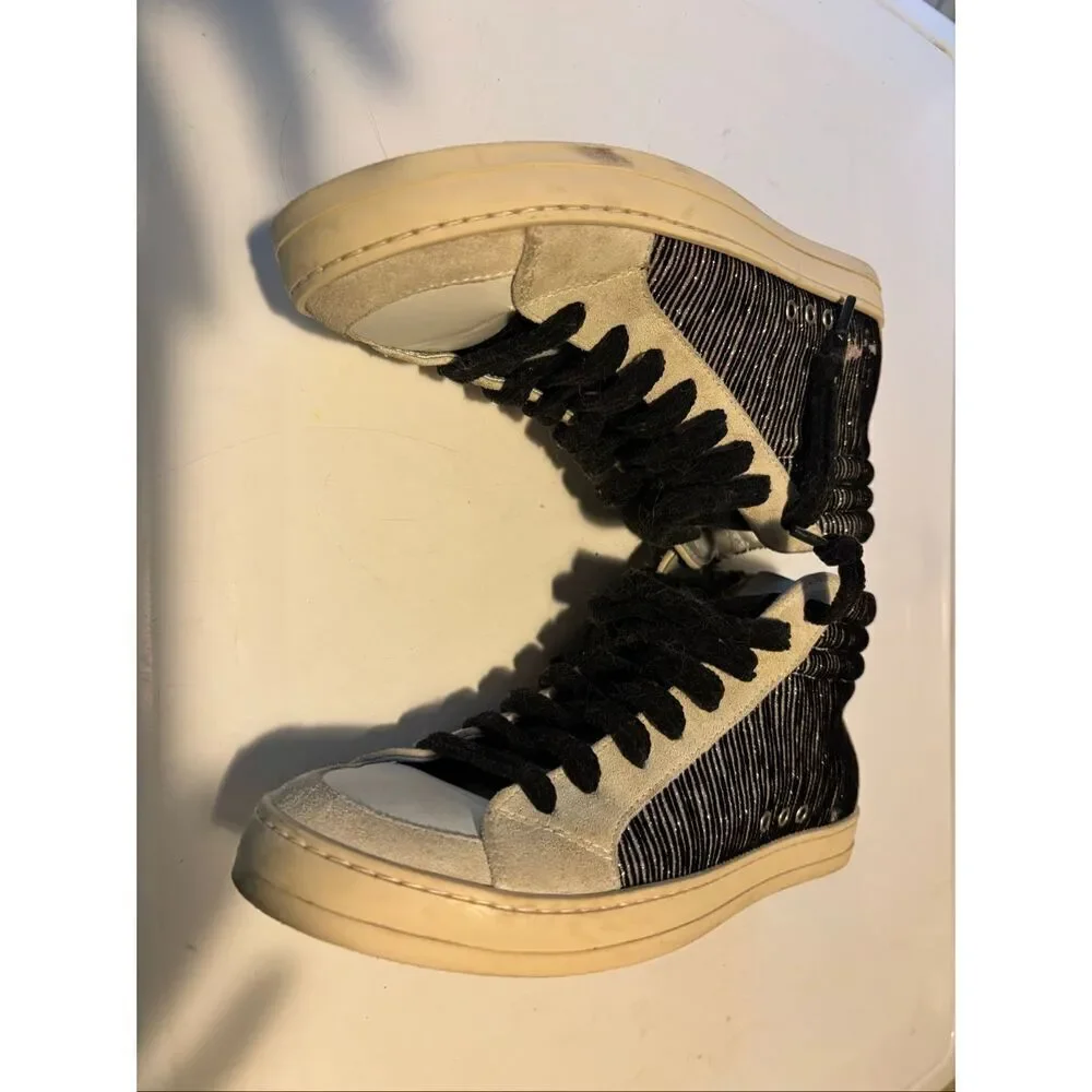 P448 Sneakers